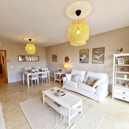 Апартаменти Royal Golf View: 2Br, Pools & Ac Sitio de Calahonda Екстер'єр фото