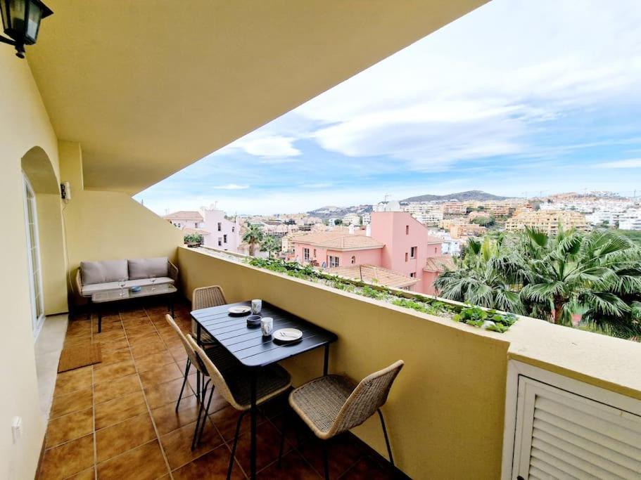 Апартаменти Royal Golf View: 2Br, Pools & Ac Sitio de Calahonda Екстер'єр фото