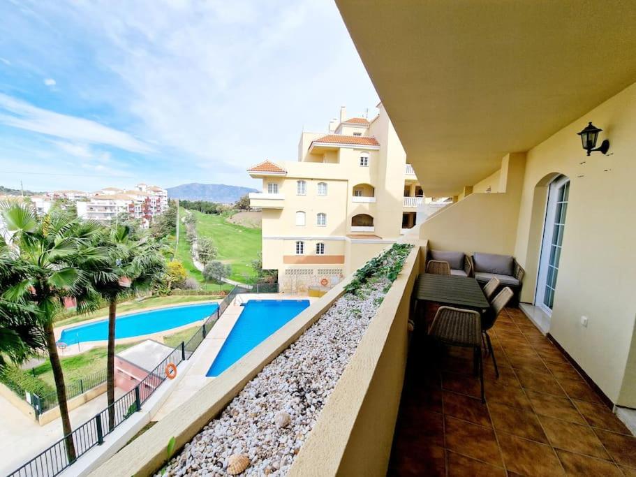 Апартаменти Royal Golf View: 2Br, Pools & Ac Sitio de Calahonda Екстер'єр фото