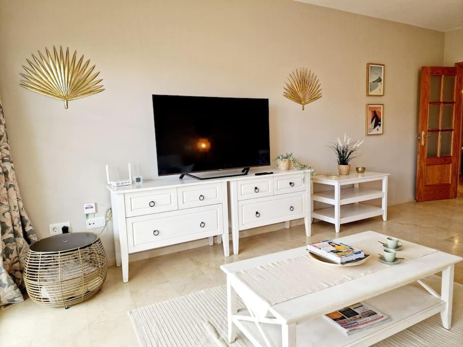 Апартаменти Royal Golf View: 2Br, Pools & Ac Sitio de Calahonda Екстер'єр фото
