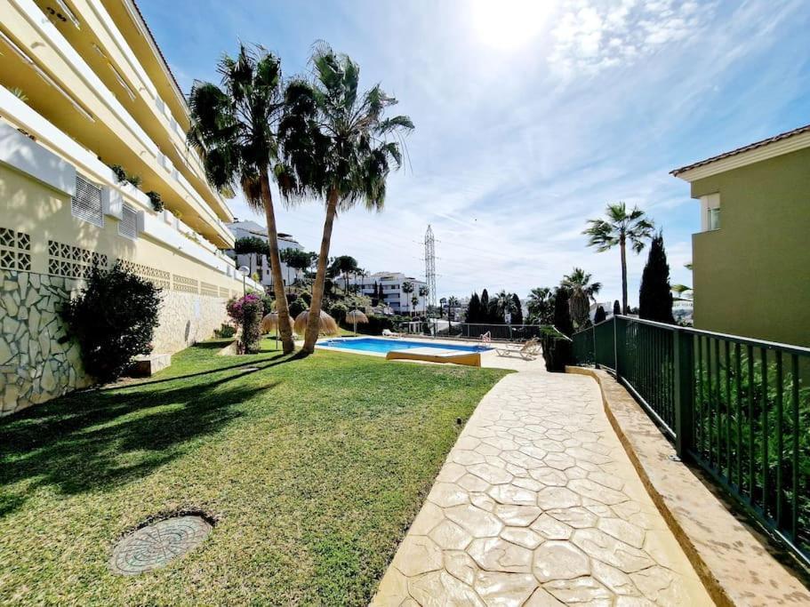Апартаменти Royal Golf View: 2Br, Pools & Ac Sitio de Calahonda Екстер'єр фото
